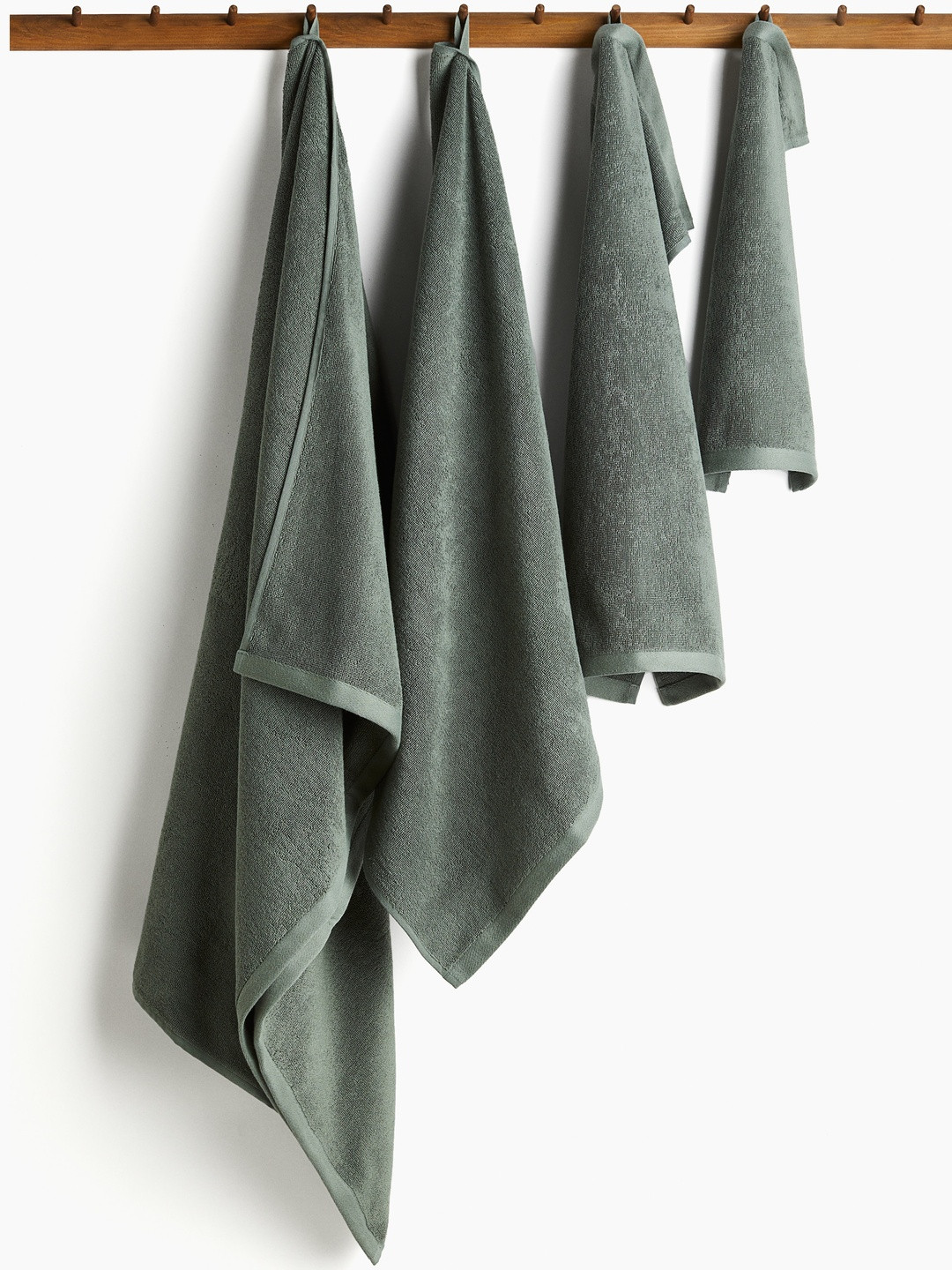 H&M Green Terry Bath Sheet Towels
