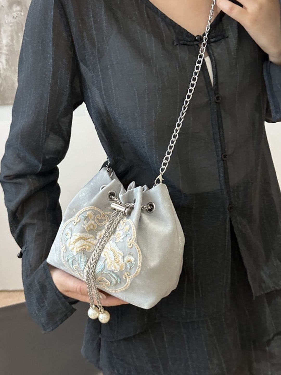 CORSICA Women Silver-Toned Floral PU Small Casual Sling Bag