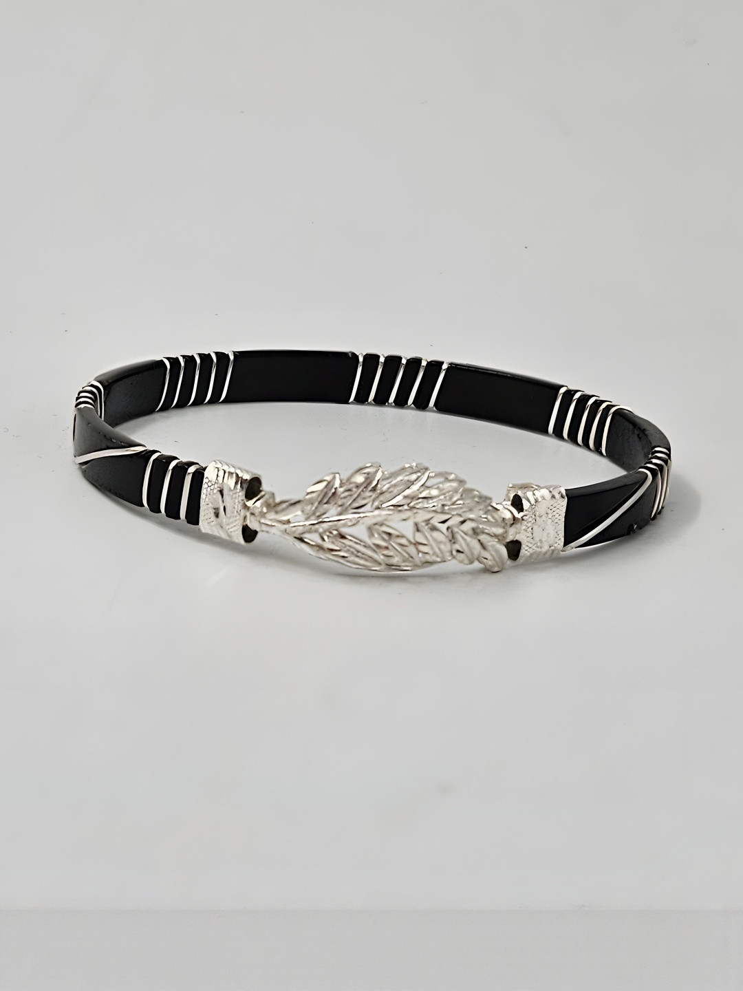 PARASMONI Women Silver Leaf Charm Centerpiece Bangle