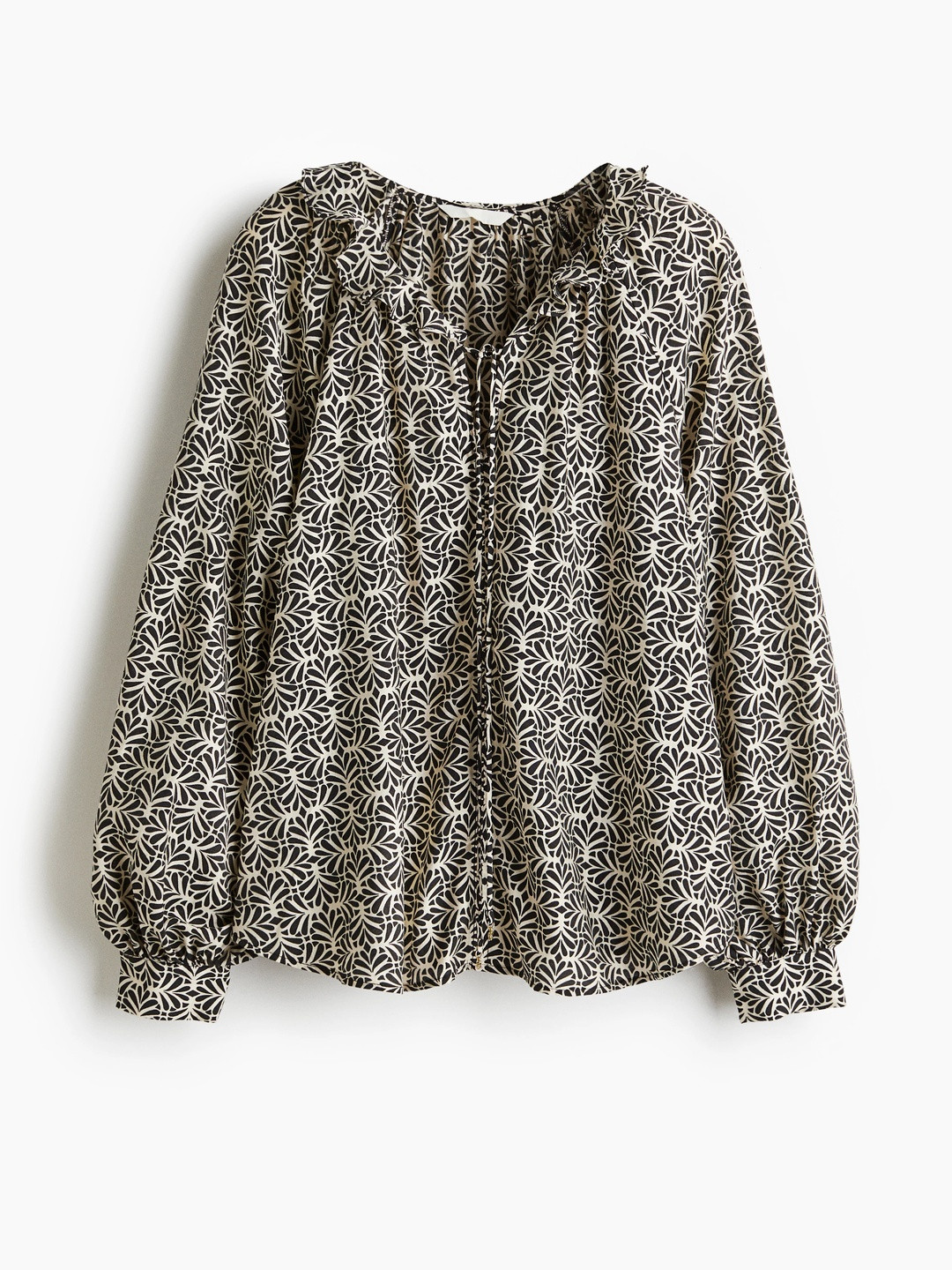 H&M Frill-Collar Blouse