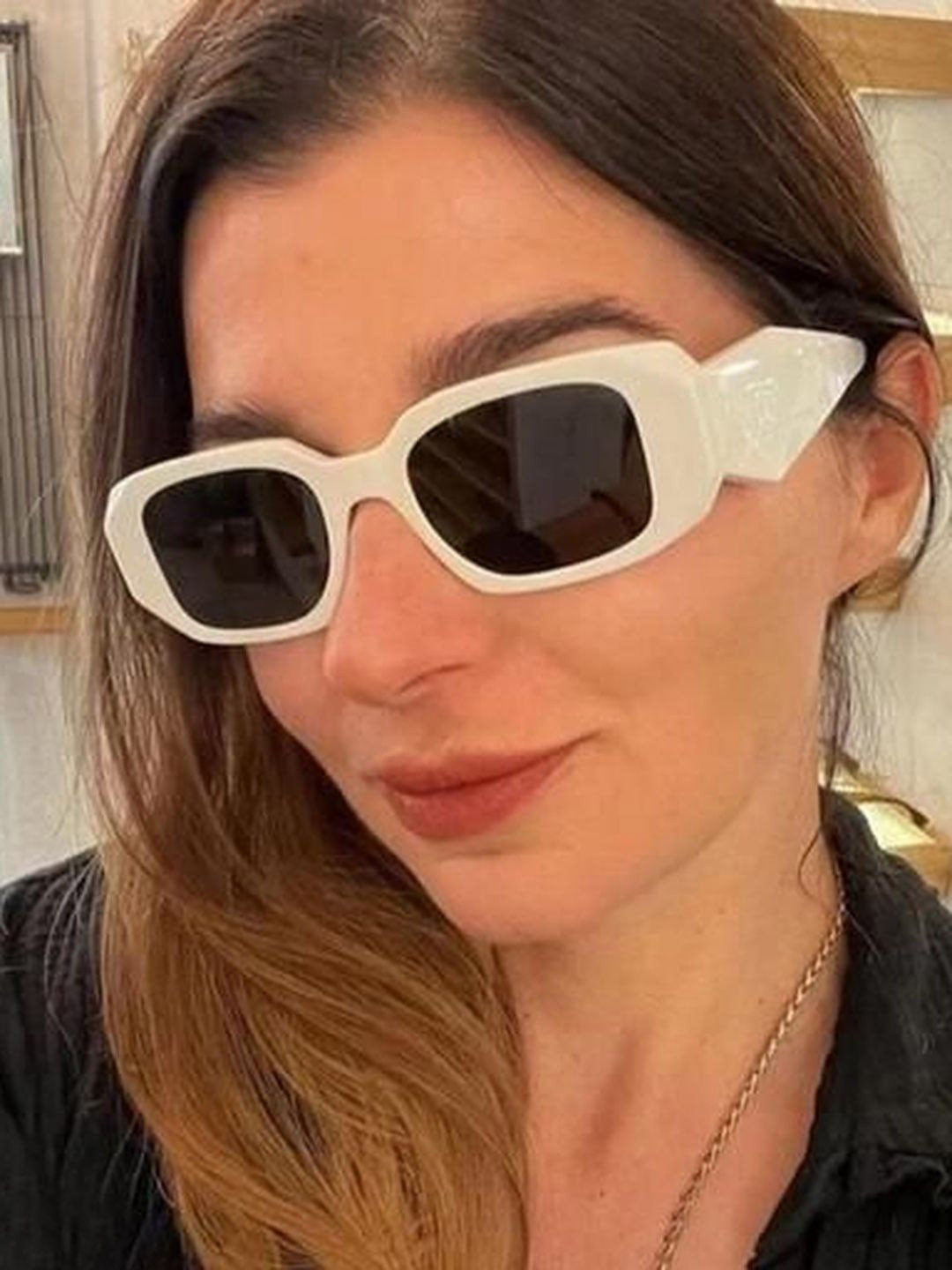 Arzonai Unisex Pack Of 1 White Plastic Full Rim UV Protected Lens Casual Sunglasses