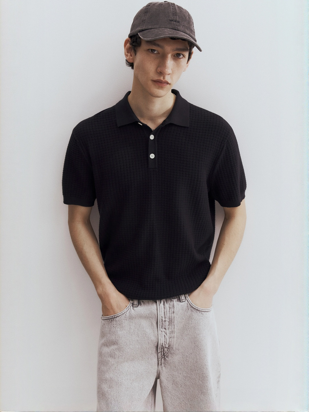 H&M Regular Fit Textured-Knit Polo Shirt