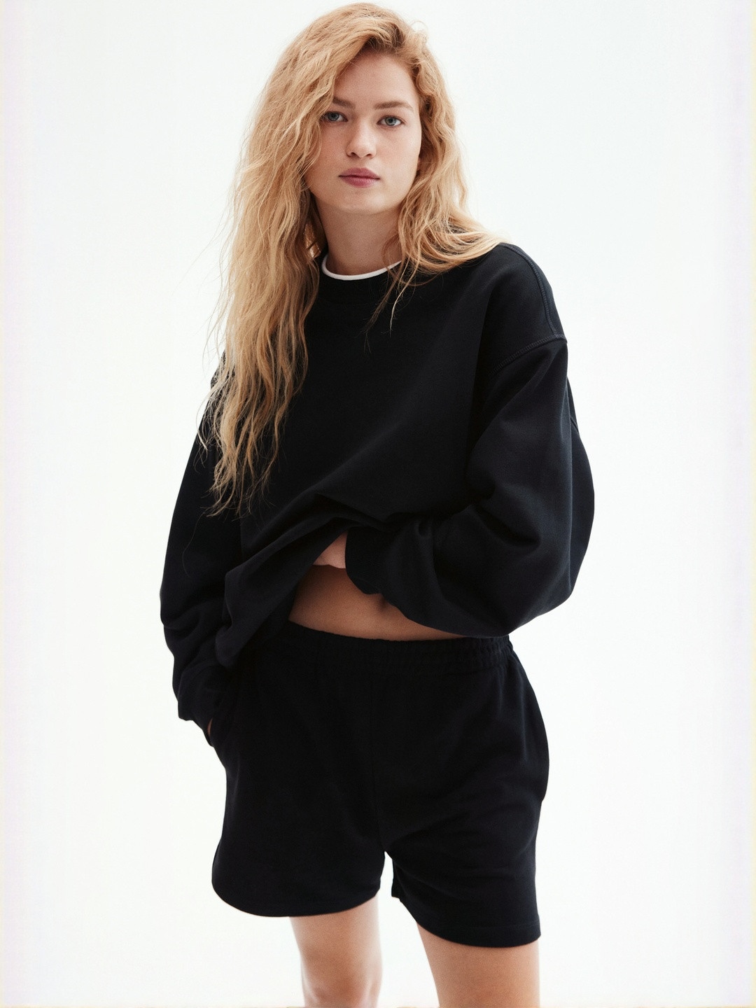 H&M Oversized Sweatshirts