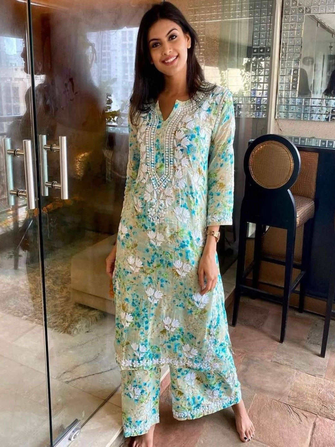 pkz lucknawi chikan Floral Printed Pure Cotton Chikankari Straight Kurta With Palazzos