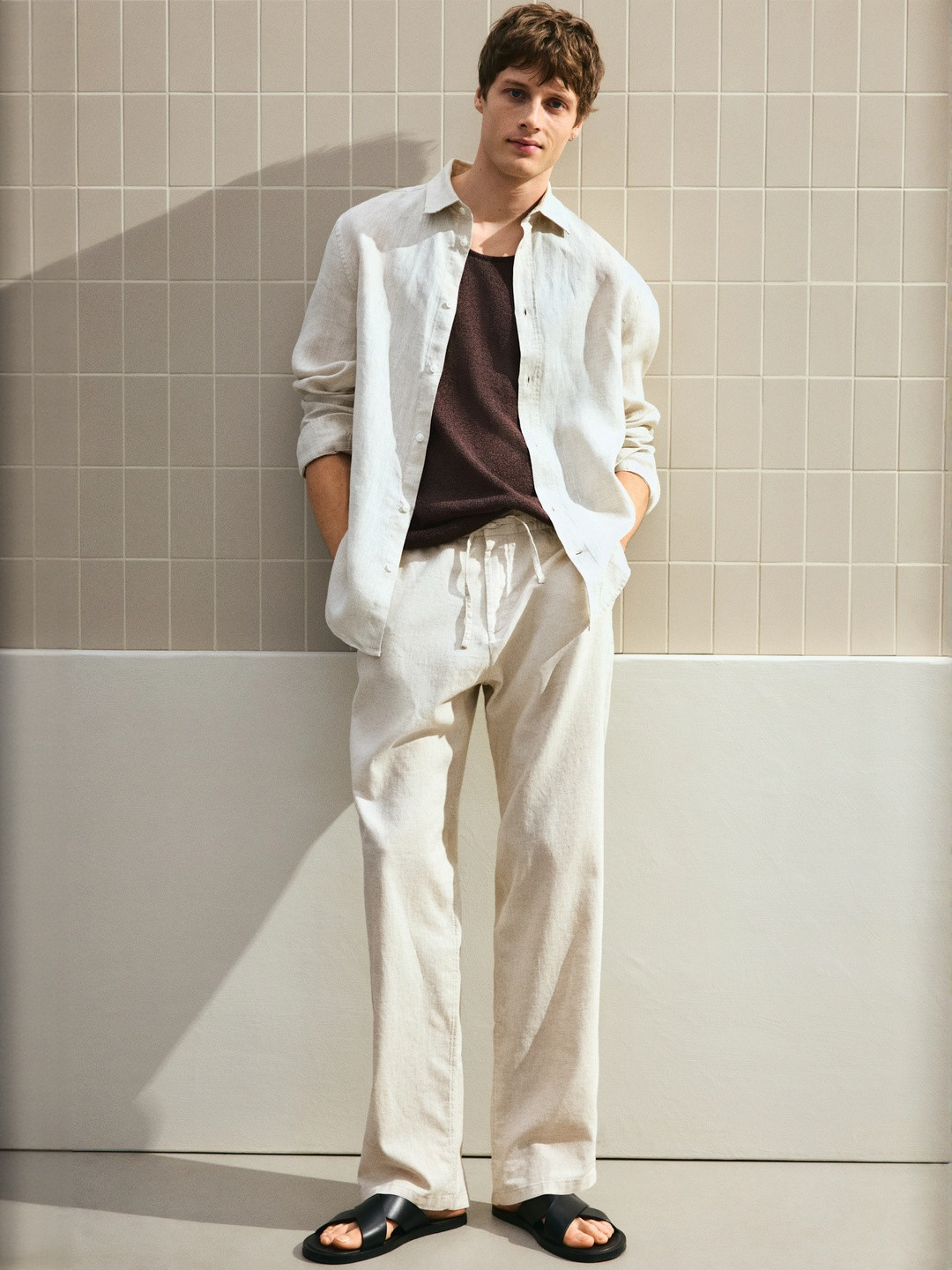 H&M  Men Regular Fit Linen-Blend Trousers