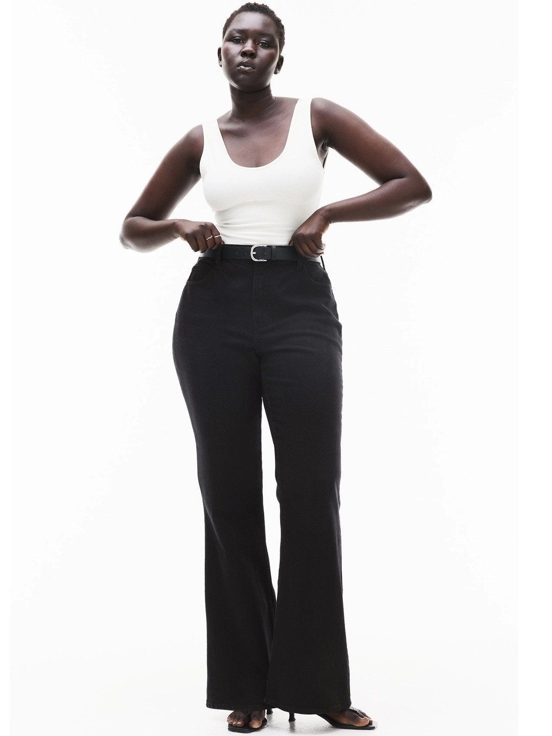 H&M Curvy Fit Flared High Jeans