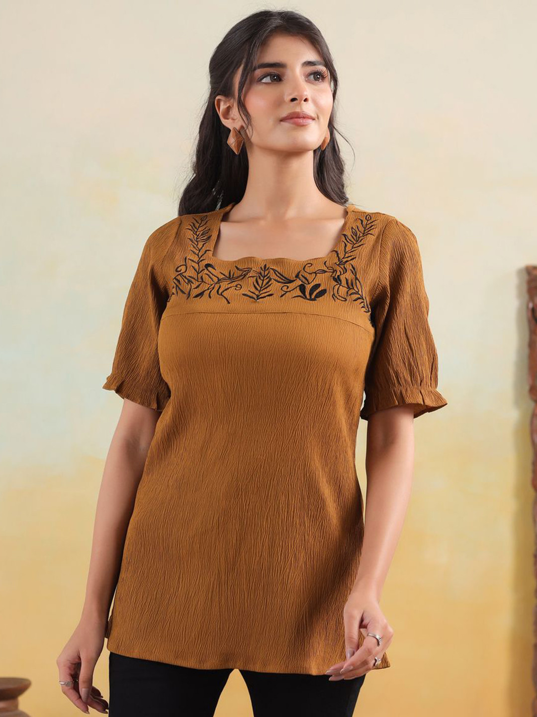 Neemiya Women Embroidered Square Neck Kurti