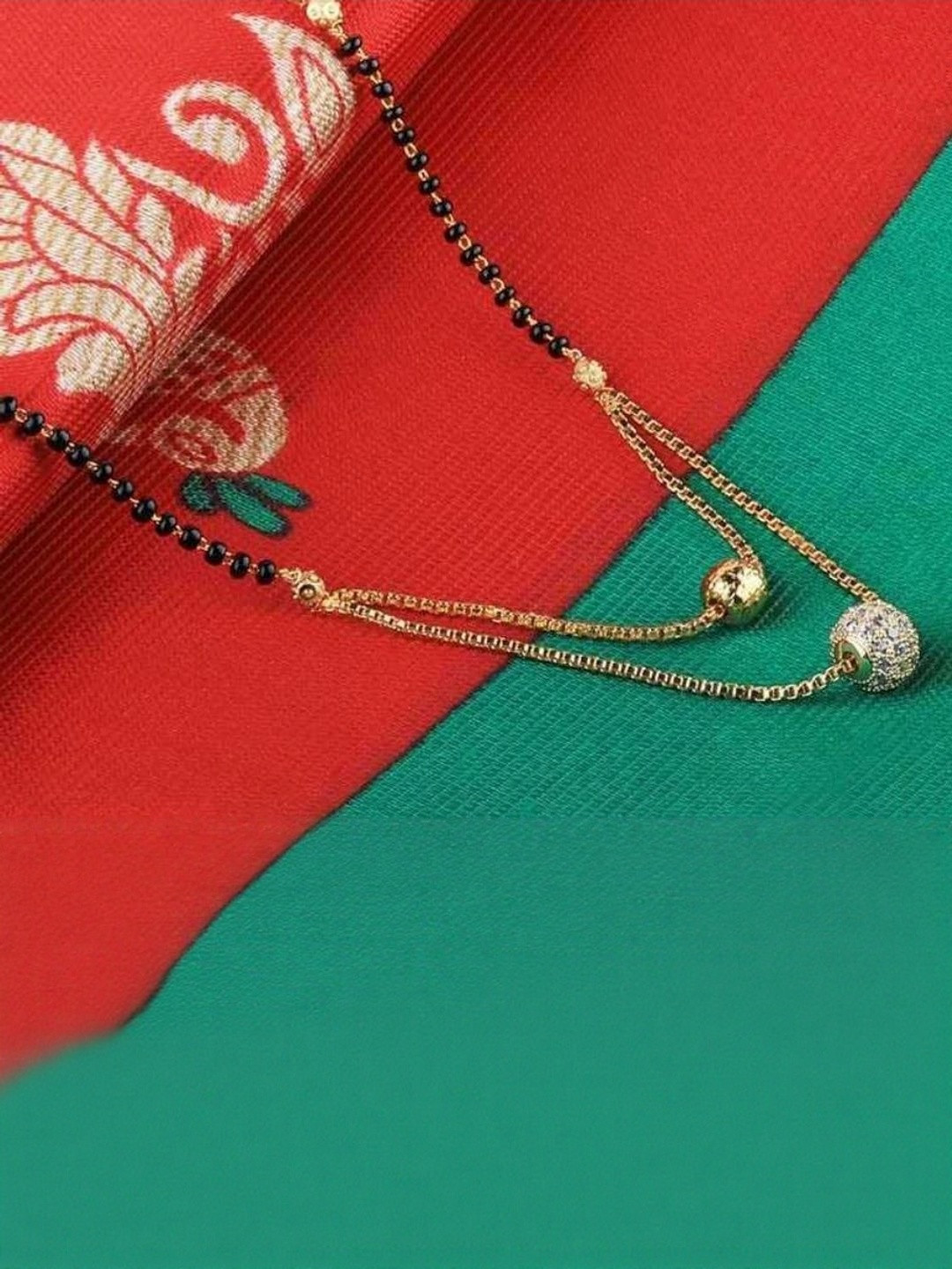 Majenta Artificial Stones Mangalsutra