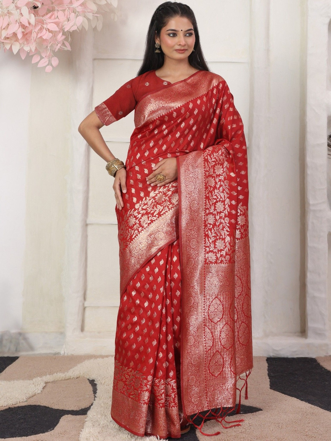 KALINI Ethnic Motifs Zari Border Saree With Matching Blouse Piece