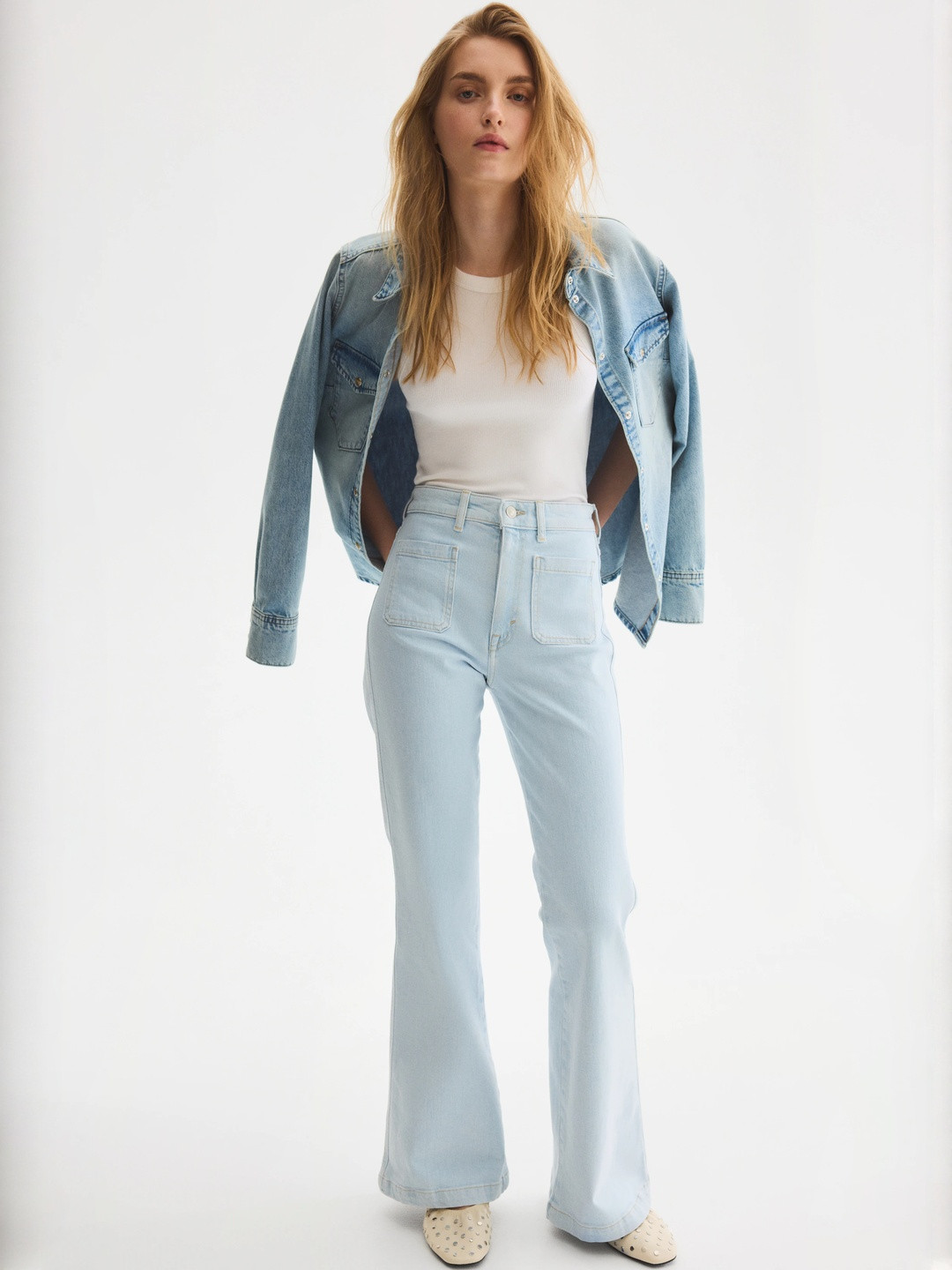 H&M Flared Ultra High Jeans
