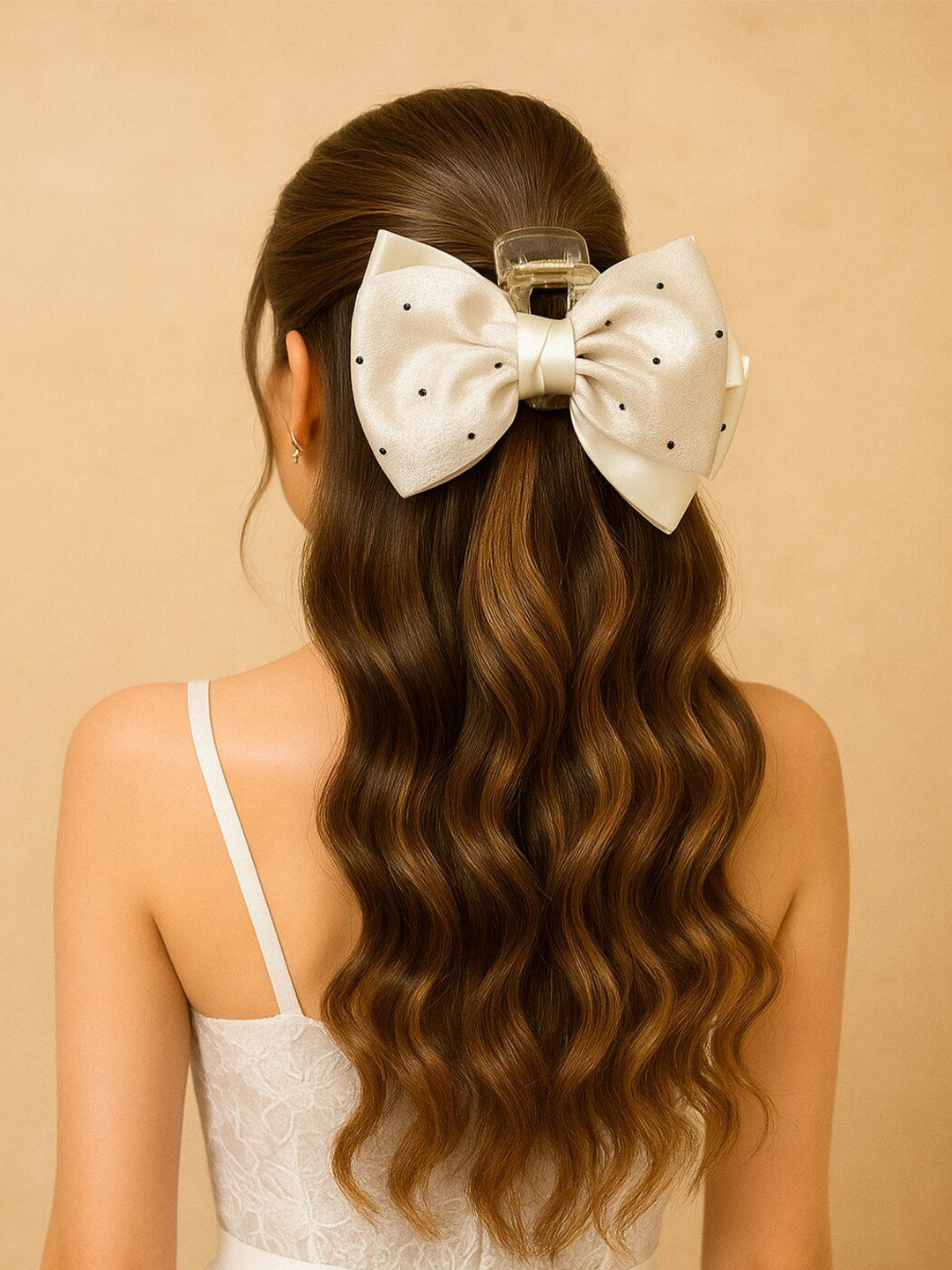 Haute Handles Women Bow Claw Clip