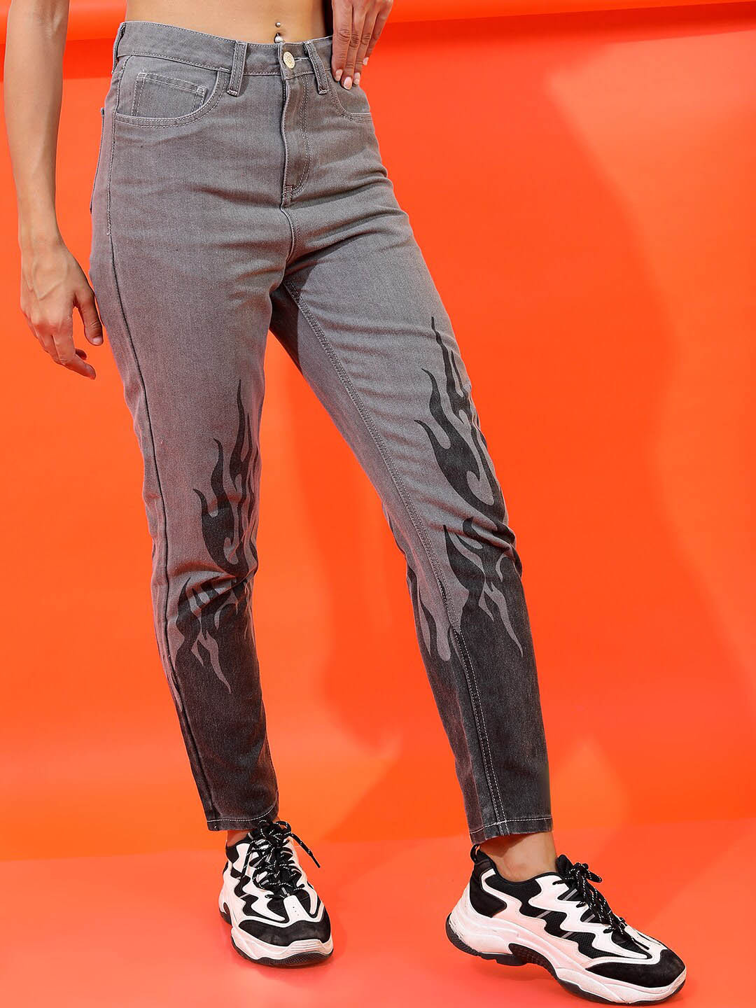 Tokyo Talkies Women Grey Clean look Mom Fit Jeans