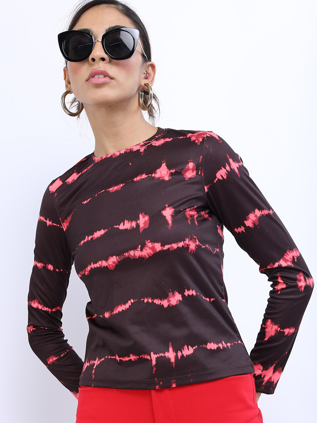 Tokyo Talkies Women Maroon Tie and Dye Dyed T-shirt