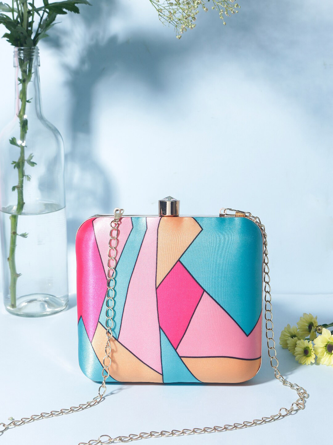 Swisni Women White & Blue Printed Box Clutch With Chain Strap