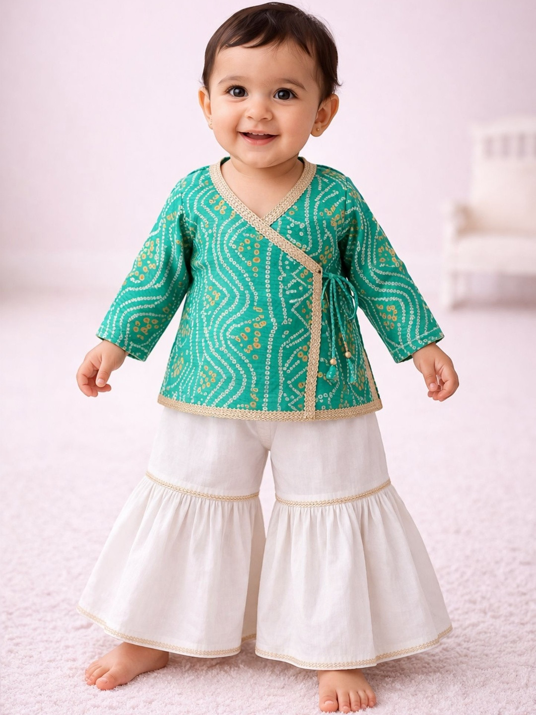 Sangria Infants Girls Printed Pure Cotton V-Neck Kurta & Sharara