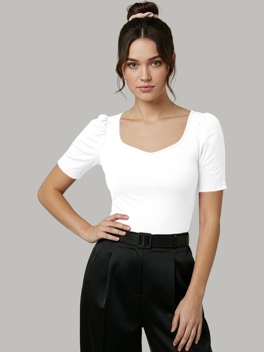 Maheshvi Sweetheart Neck Puff Sleeve Top