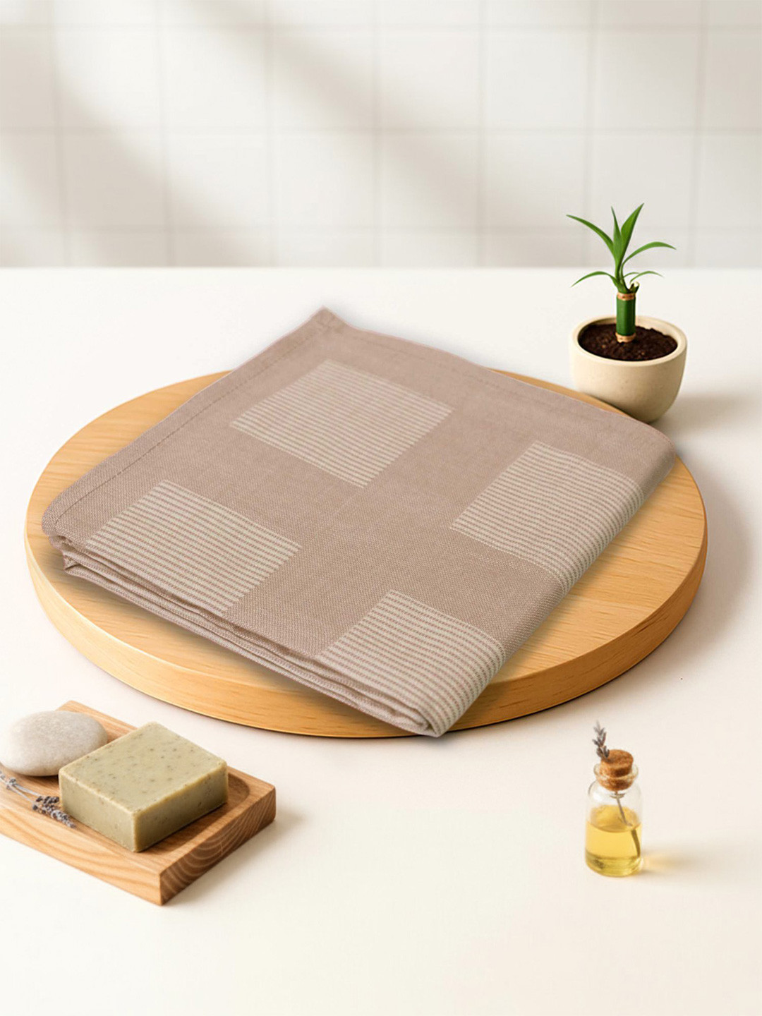 ZAHYA Beige Striped Bamboo 250GSM Super Soft Adult Thin Bath Towel-33x66In