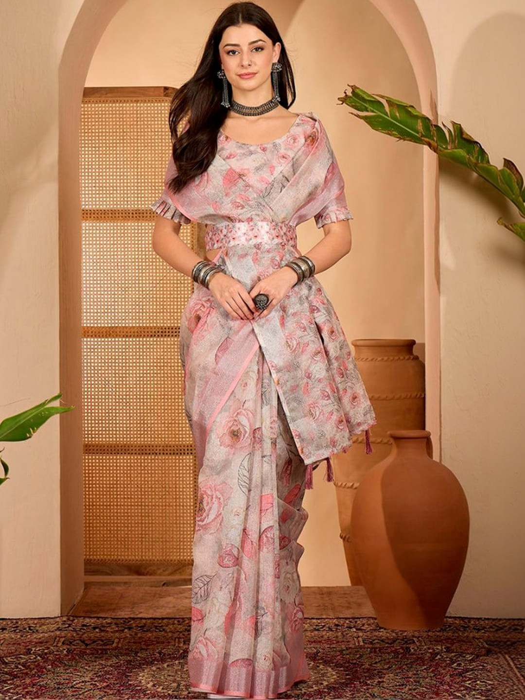 RITABEN HARESHBHAI BHALIYA Linen Blend Saree