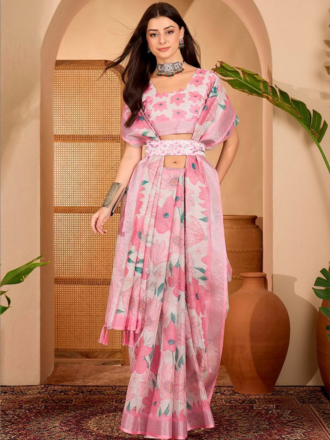 RITABEN HARESHBHAI BHALIYA Linen Blend Saree