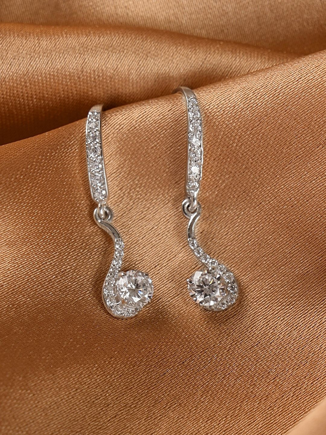 Clara Drop Earrings