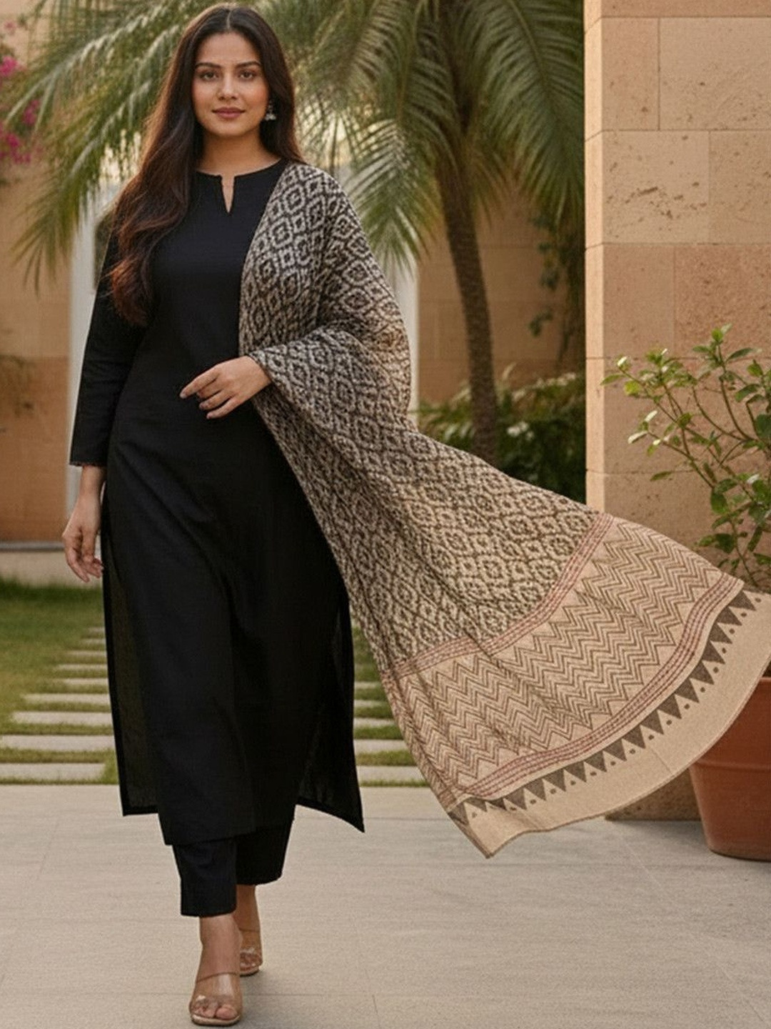 ROPADEMODA Women Regular Kurta with Pyjamas & With Dupatta
