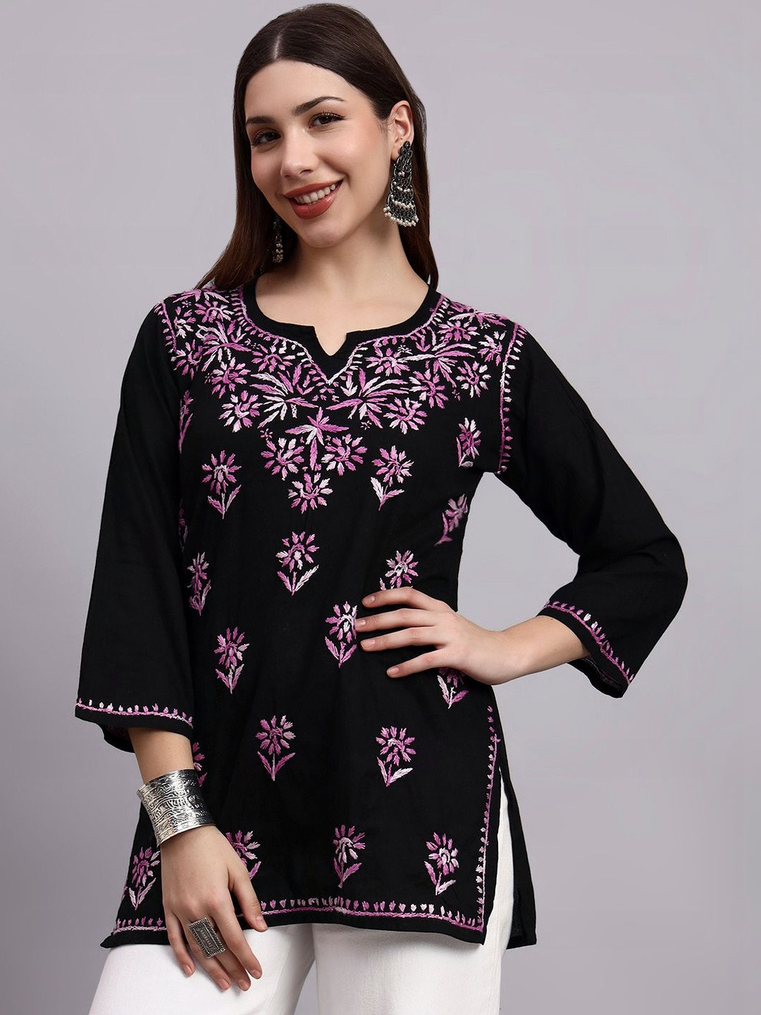 Syrish Embroidered Chikankari Handloom Chikankari Kurti