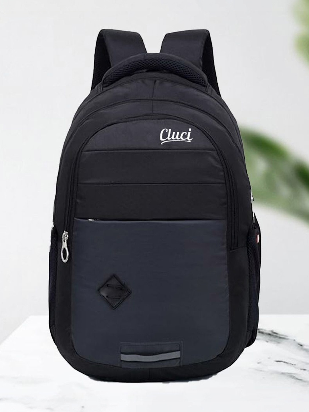 Cluci Men Colourblocked Backpack with Compression Straps