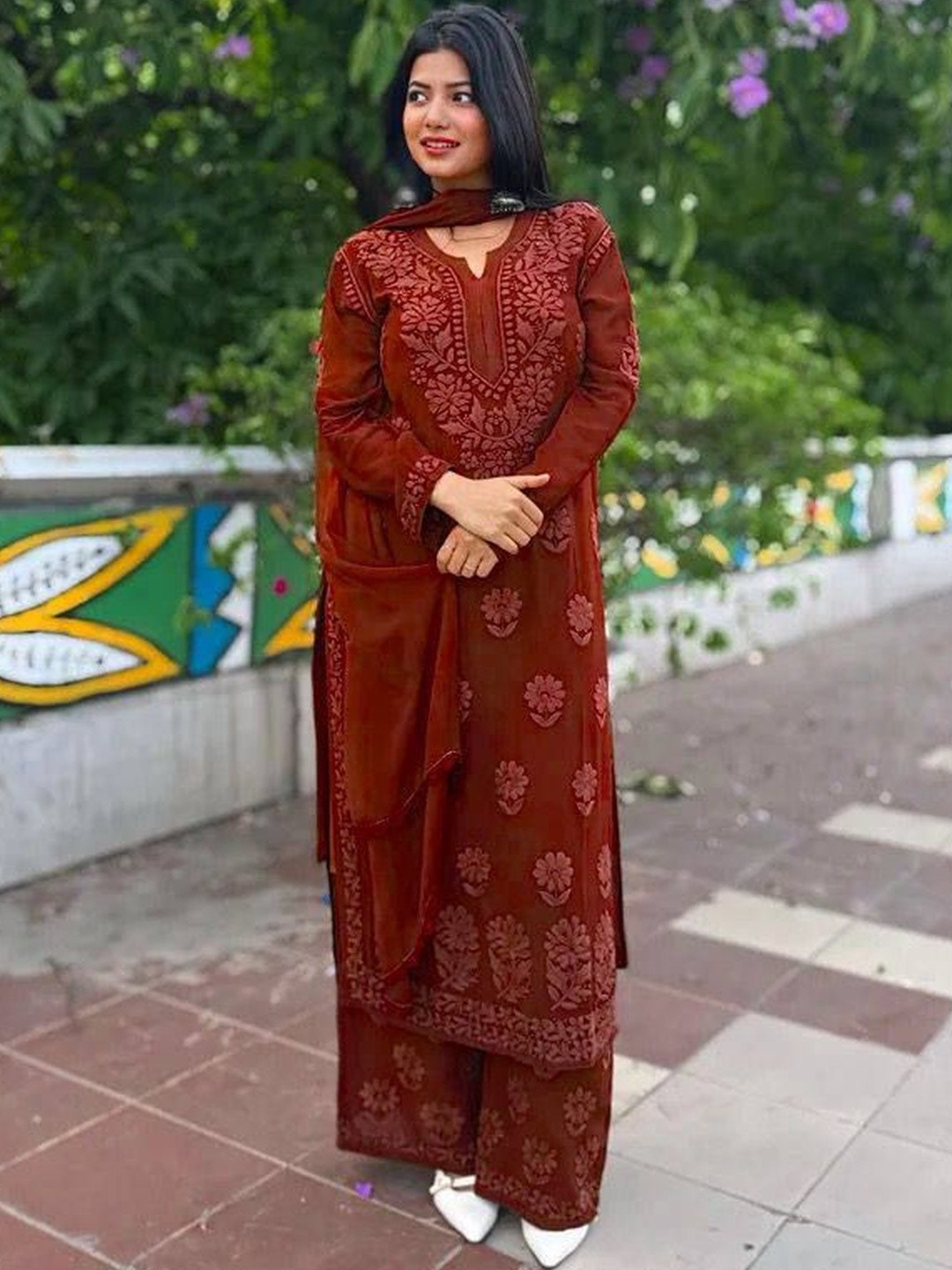 OJASVI FASHION Ethnic Motifs Embroidered Chikankari Chikankari Kurti