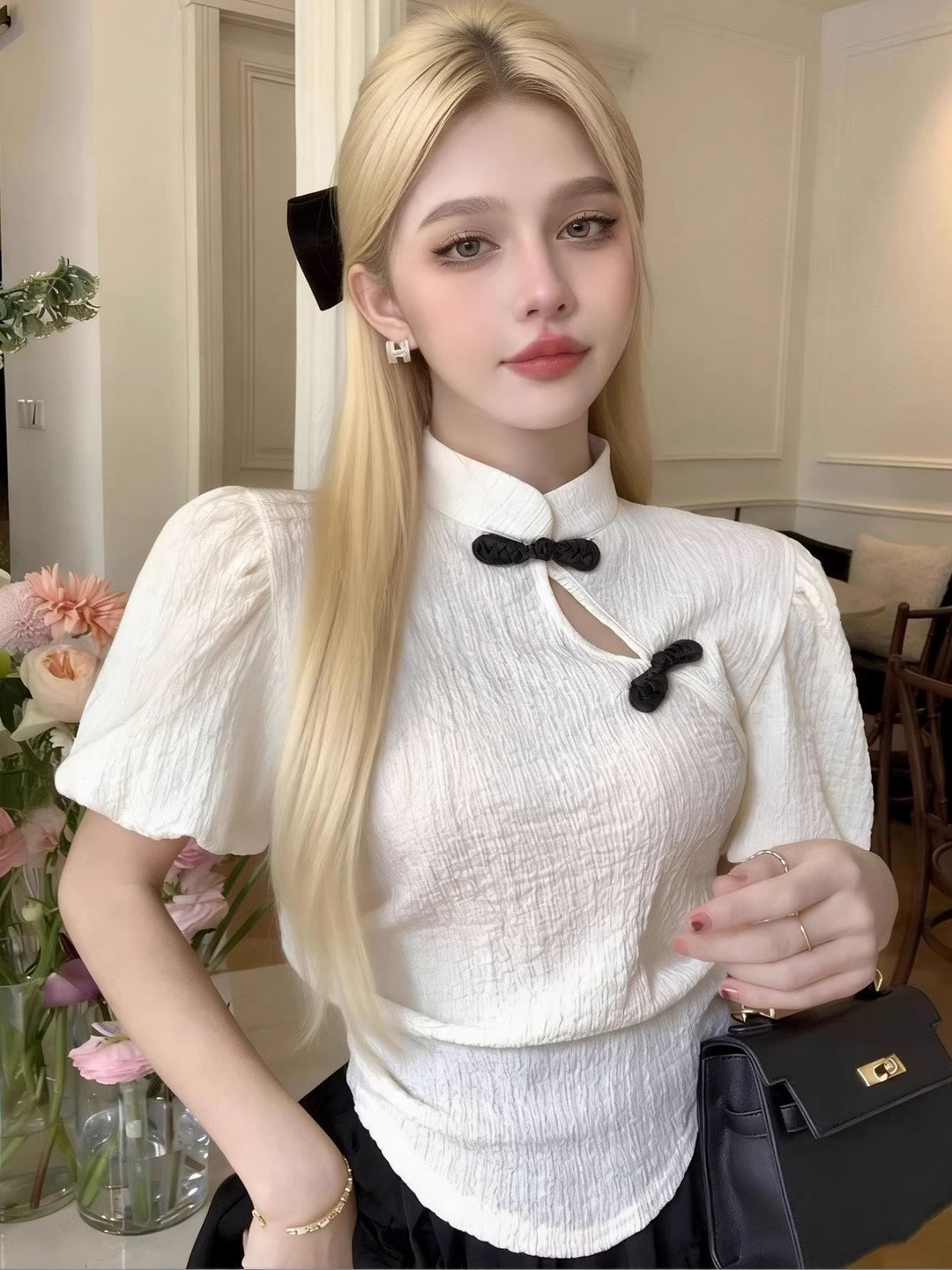 Suo Mandarin Collar Puff Sleeve Top