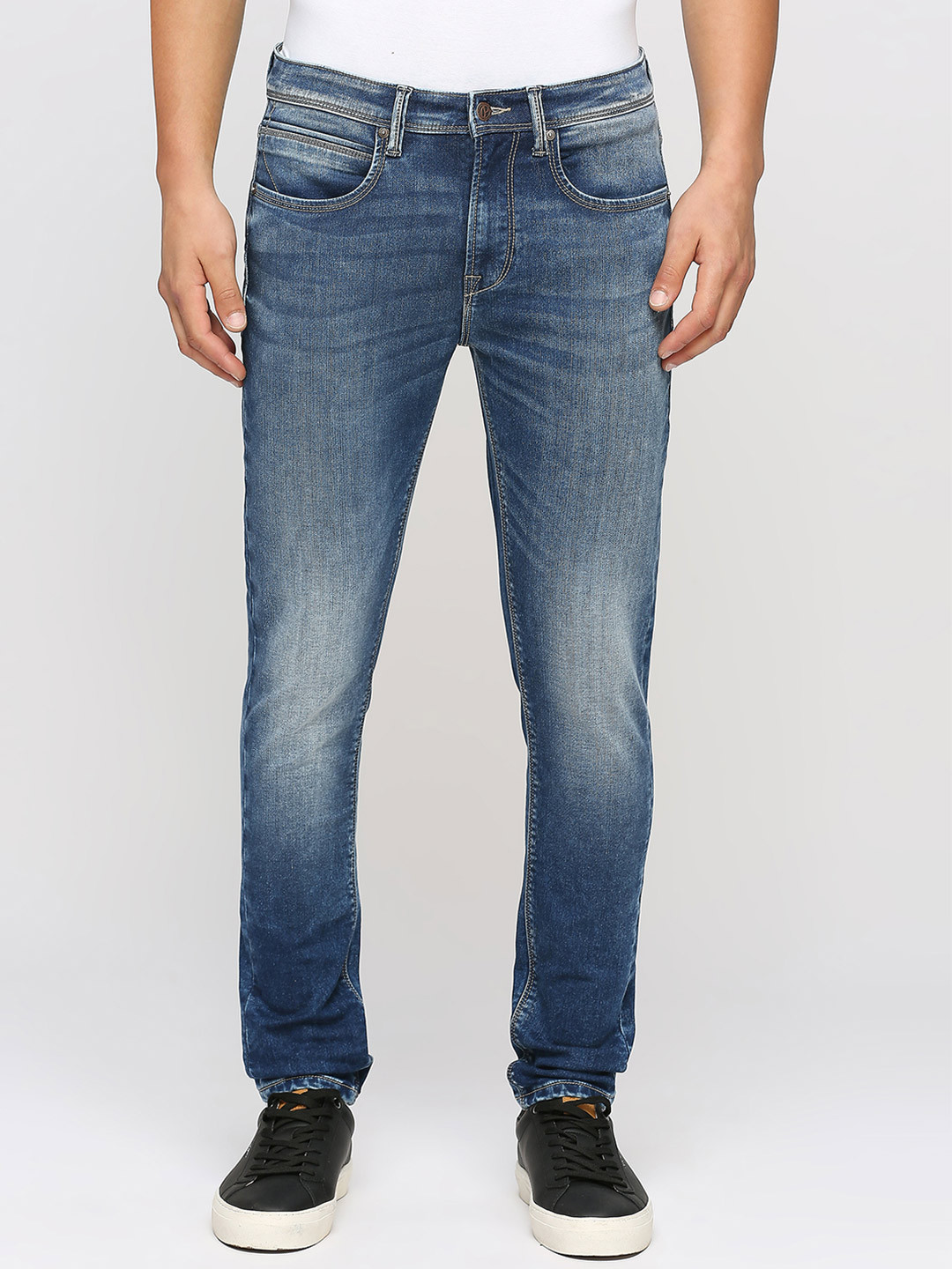 Pepe Jeans Men Skinny Fit Clean Look Heavy Fade Whiskers Stretchable Jeans