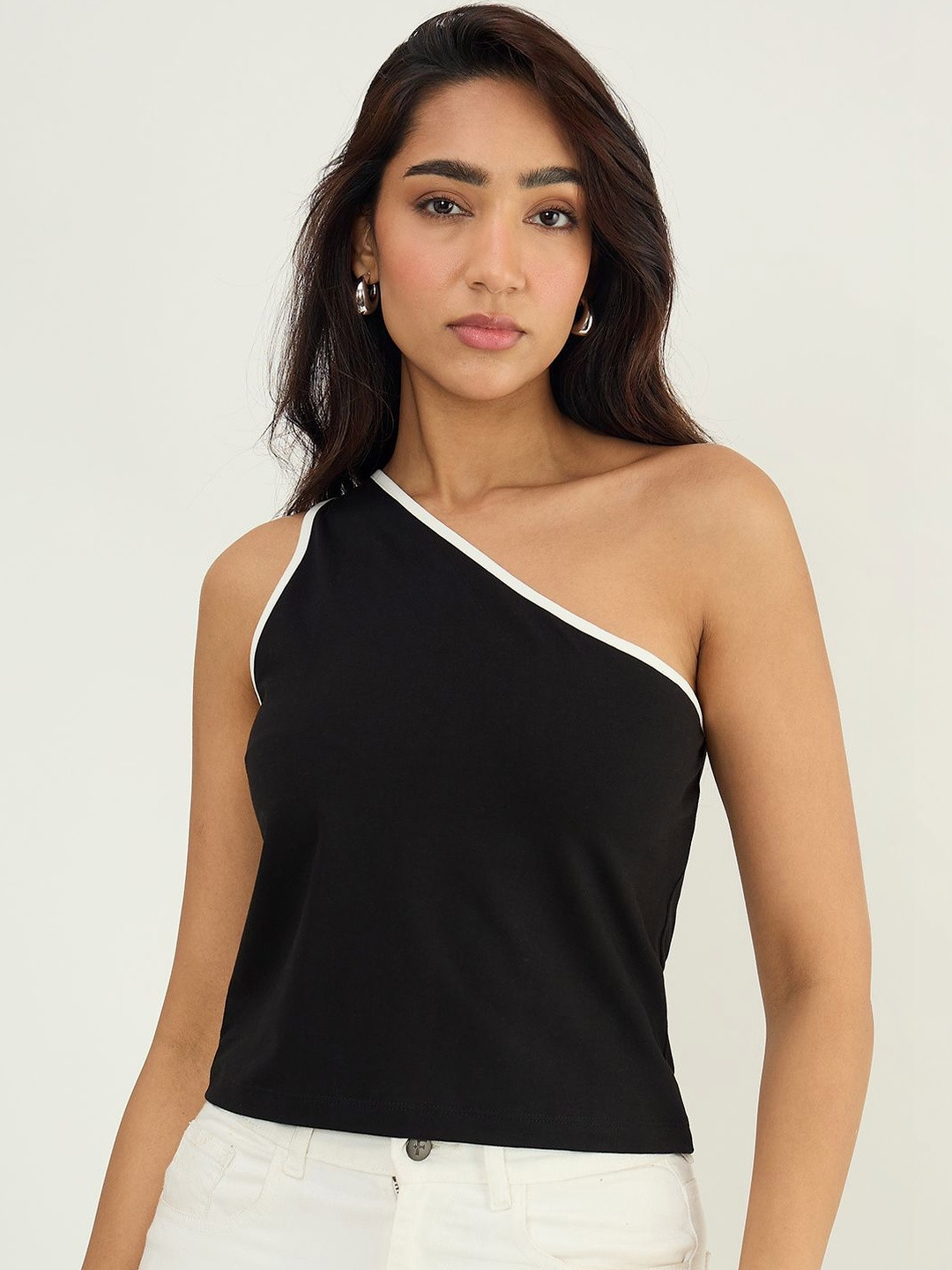 FEMMELLA One Shoulder Cotton Top