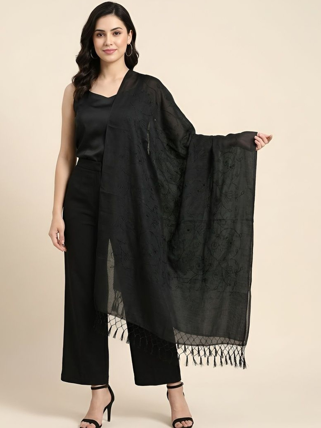 MUFFLY Ethnic Motifs Embroidered Dupatta with Thread Work