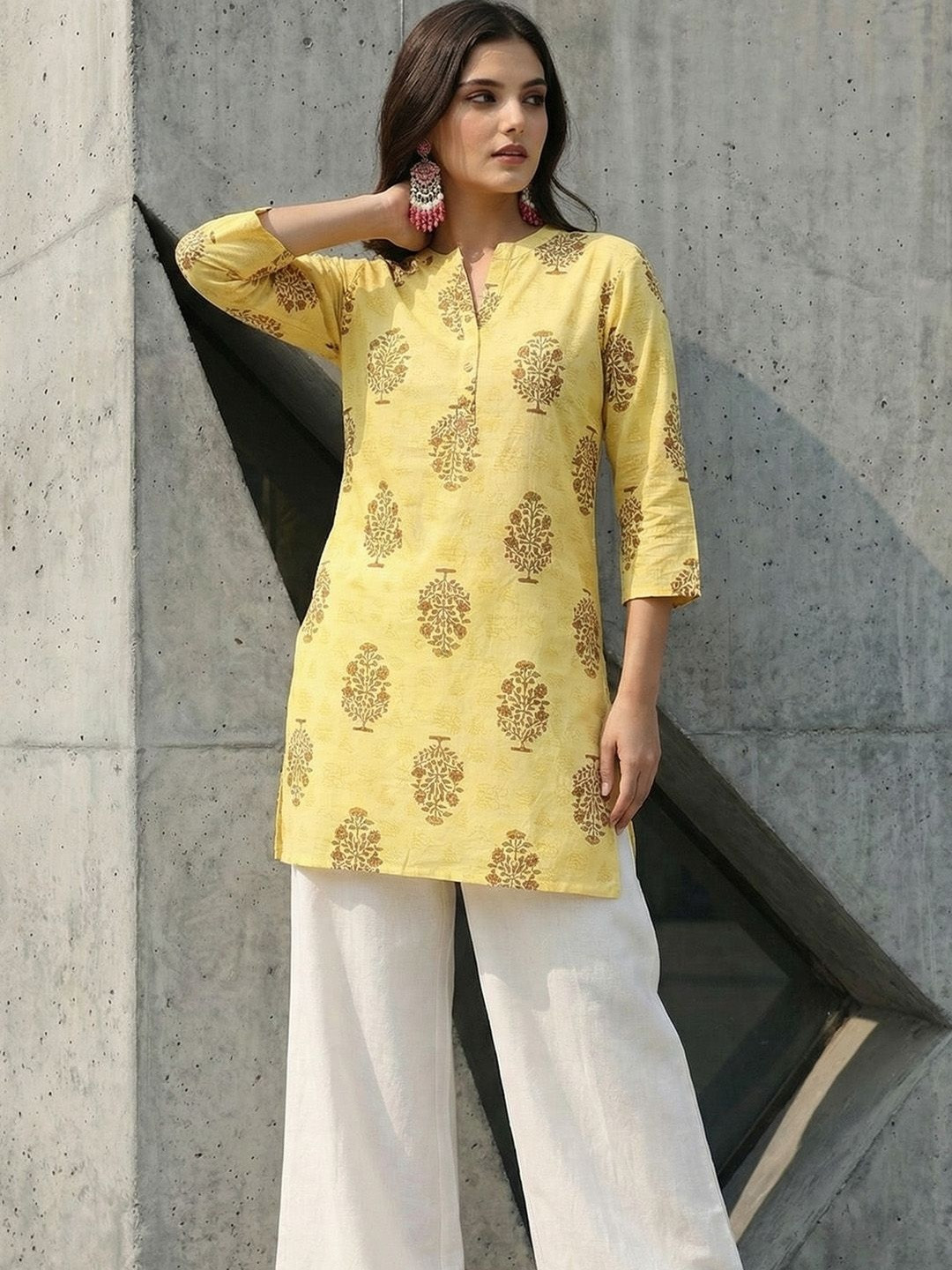 Ishin Women Ethnic Motifs Printed Indie Prints Kurta