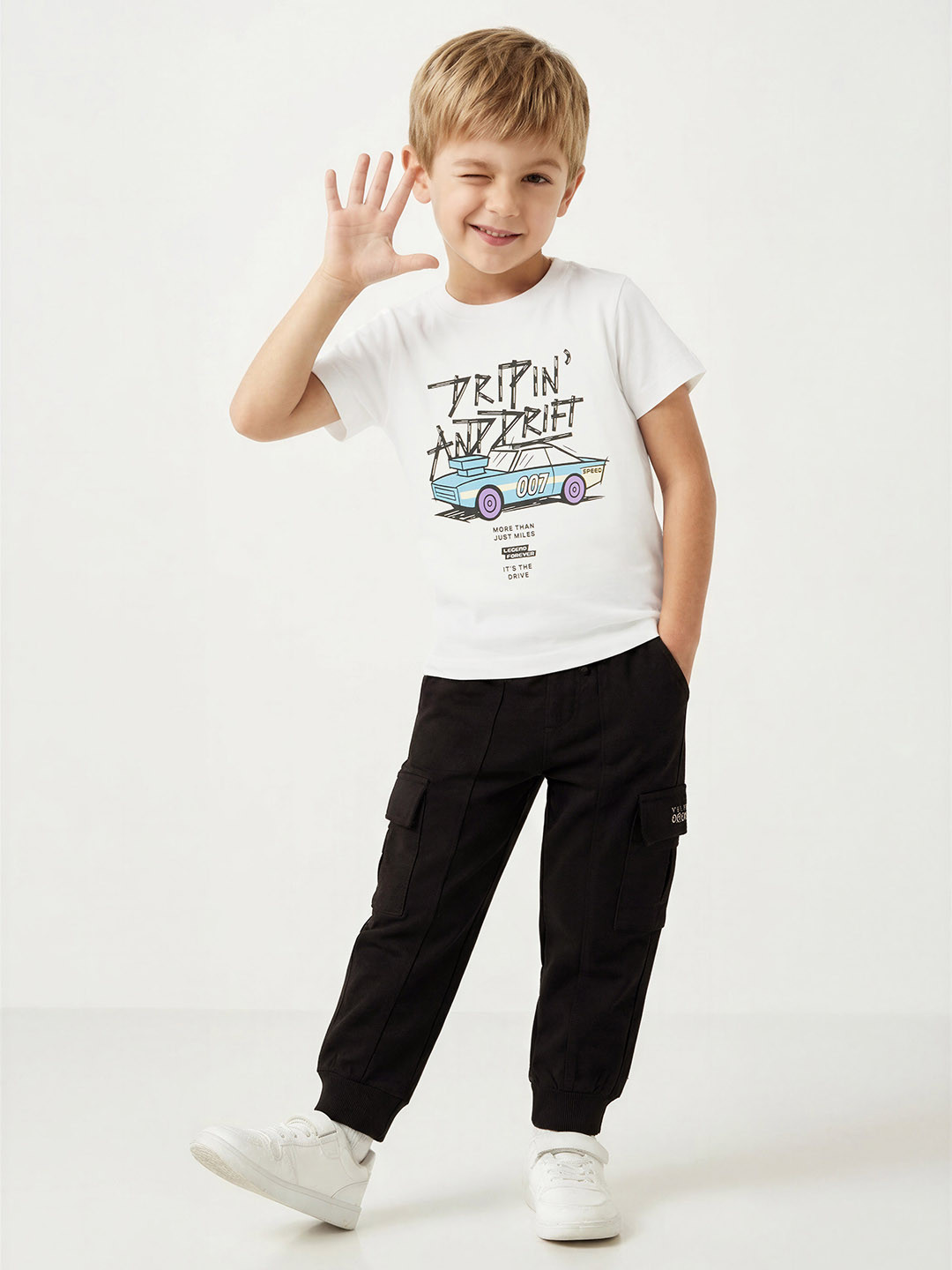 max Boys Graphic Printed Cotton T-shirt