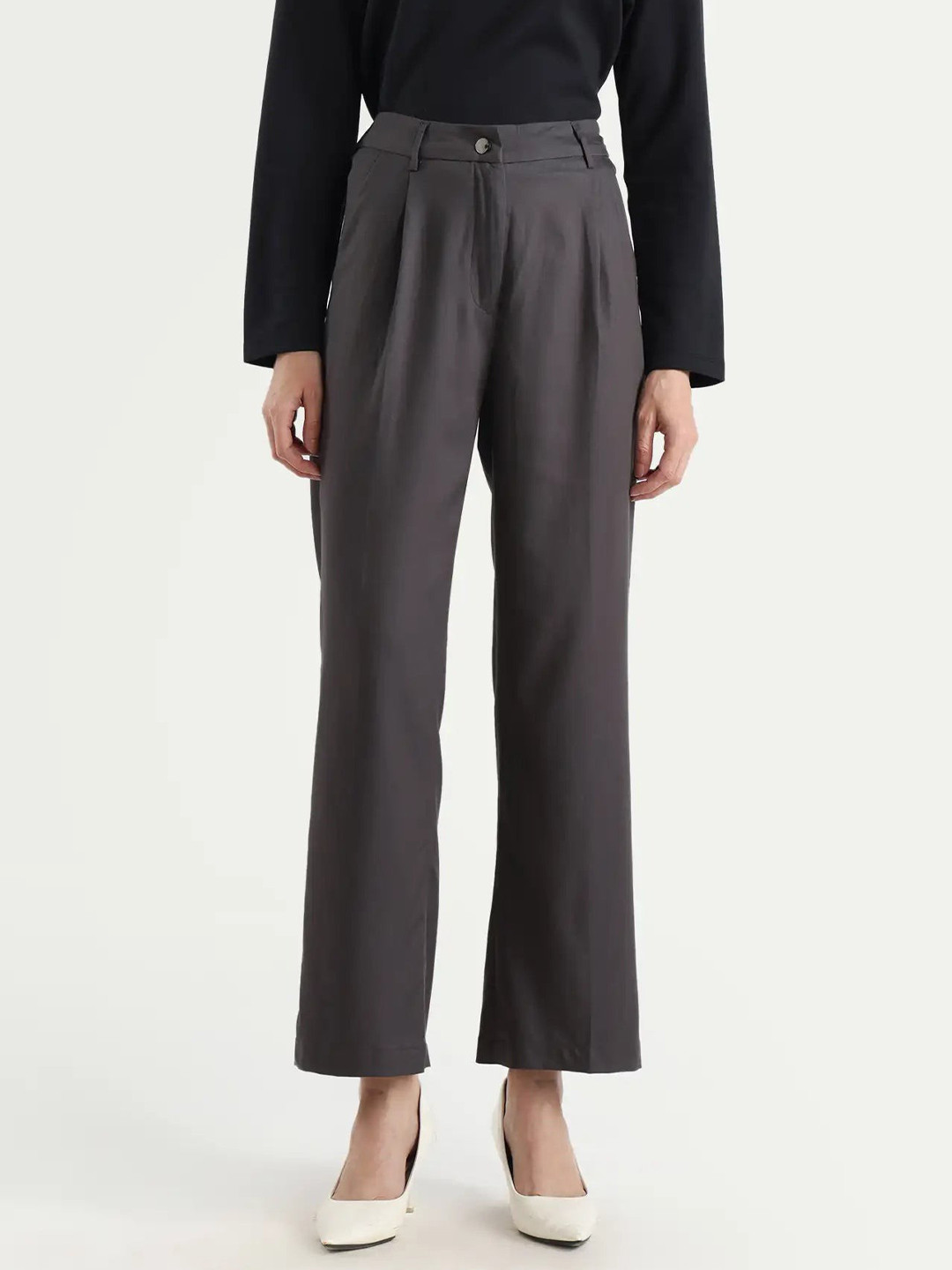 RAREISM Women Grey Wide Leg Fit Plain Trouser