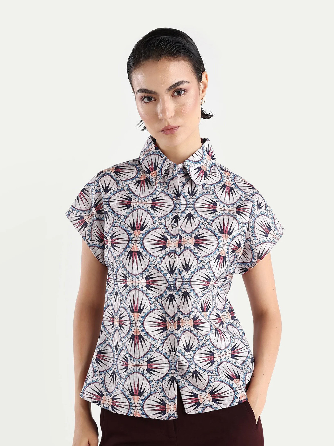 RAREISM Joancut Geometric Shirt Collar Extended Sleeves Style Top