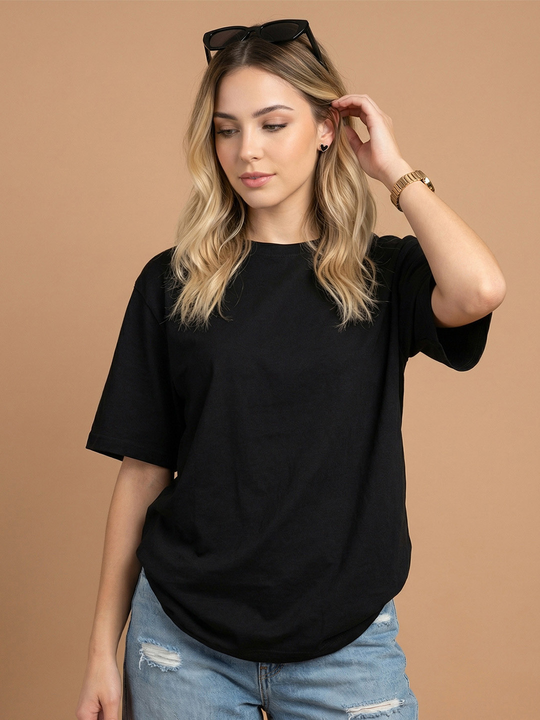 JUNEBERRY Women Black Solid Bio Finish Round Neck Relaxed Pure Cotton Oversized T-shirt