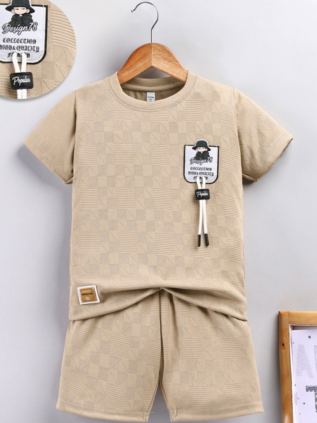 Unfab Self Design T-shirt with Shorts