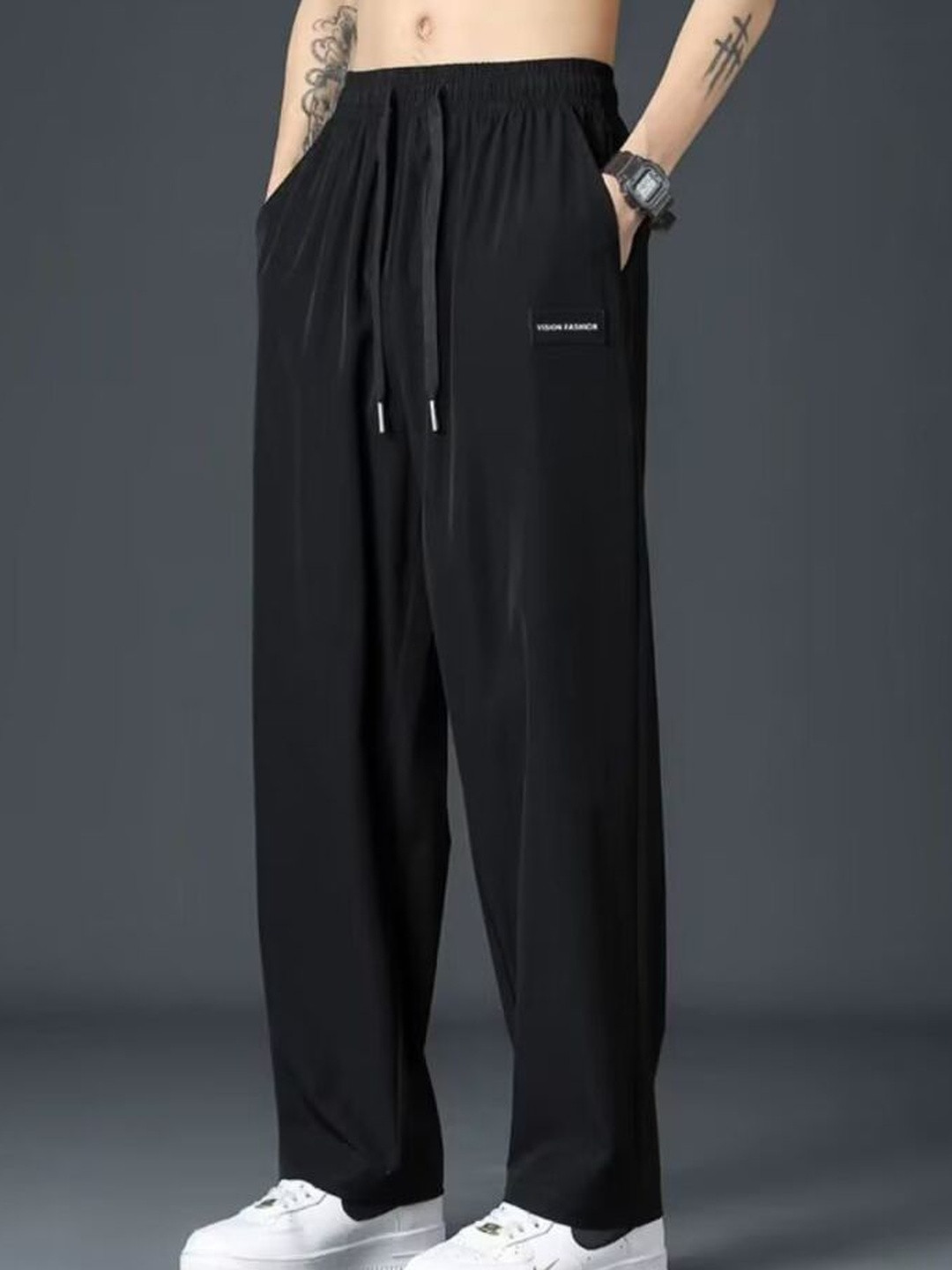 Suo Men Easy Wash Mid-Rise Regular Trousers