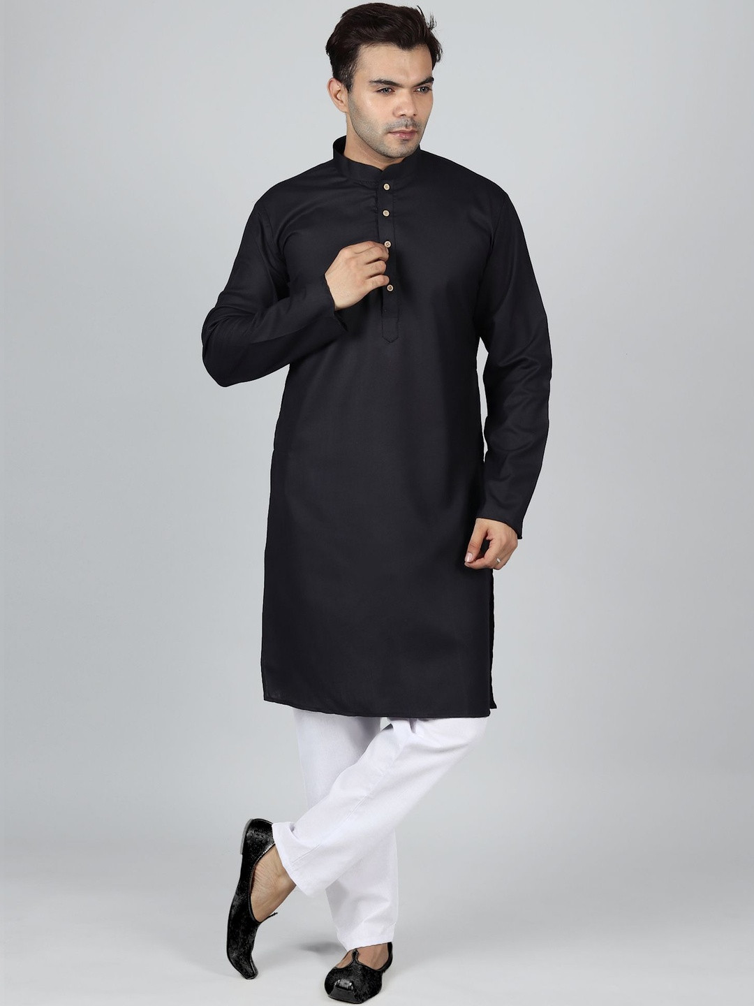 Ethluxis Men Regular Kurta with Pyjamas