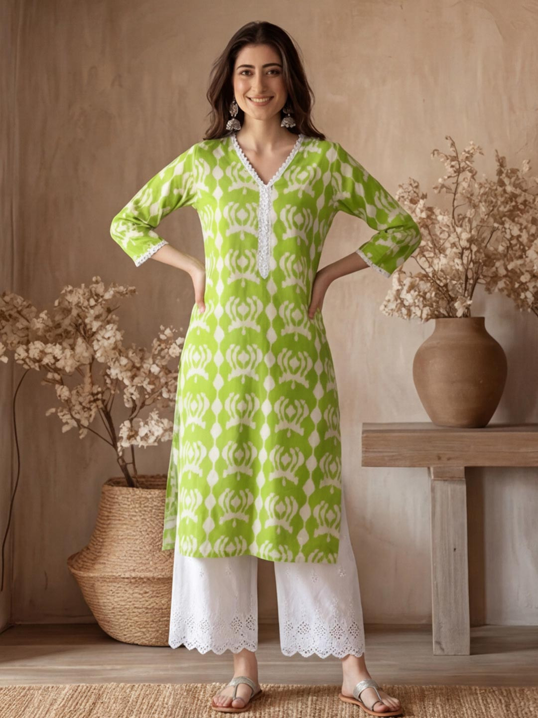 Anouk Women Floral Embroidered Gotta Patti Kurta