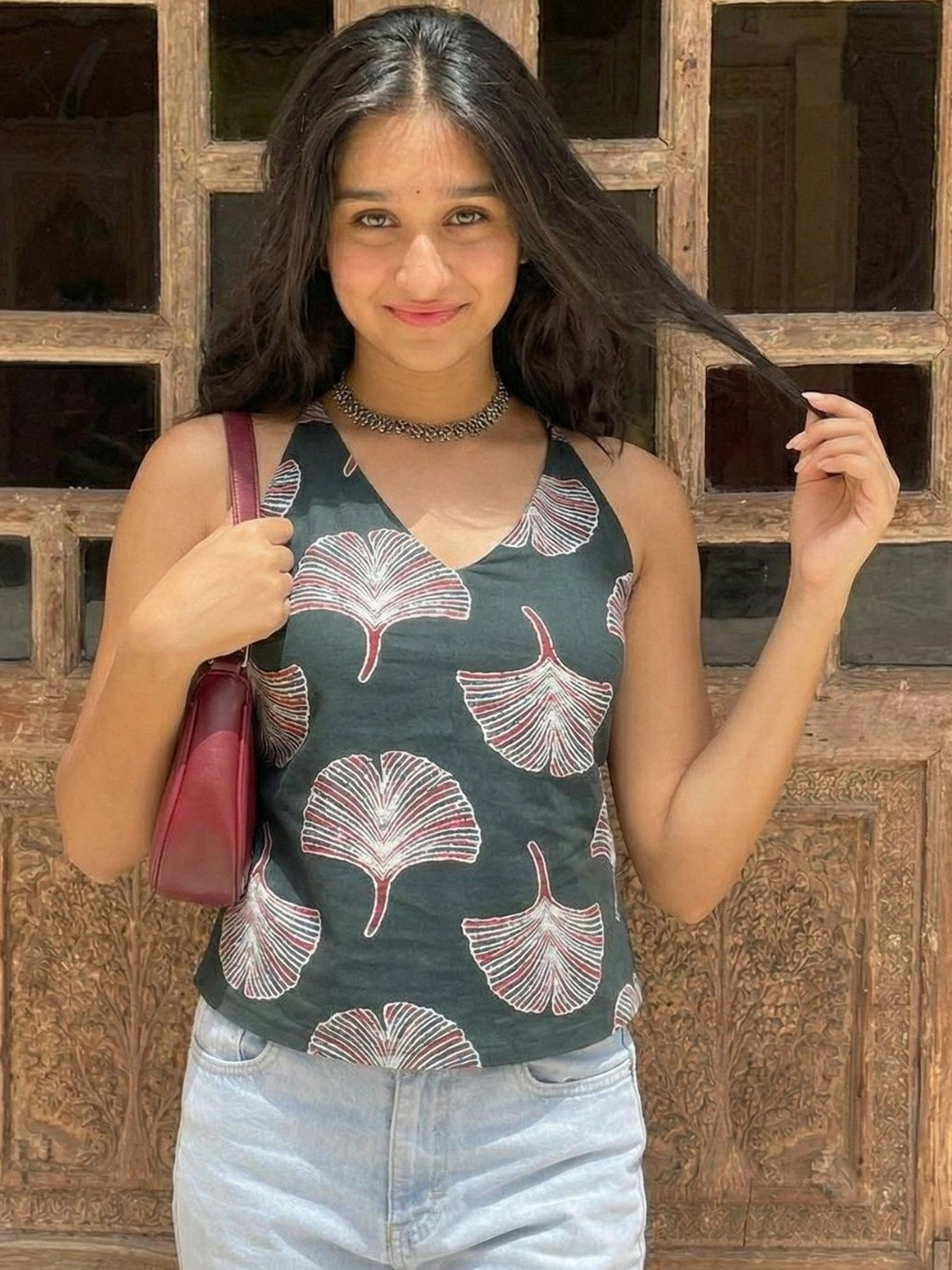 Quintessentials Women Pure Cotton Printed Halter Neck Sleeveless Back Tie-Up Short Kurti