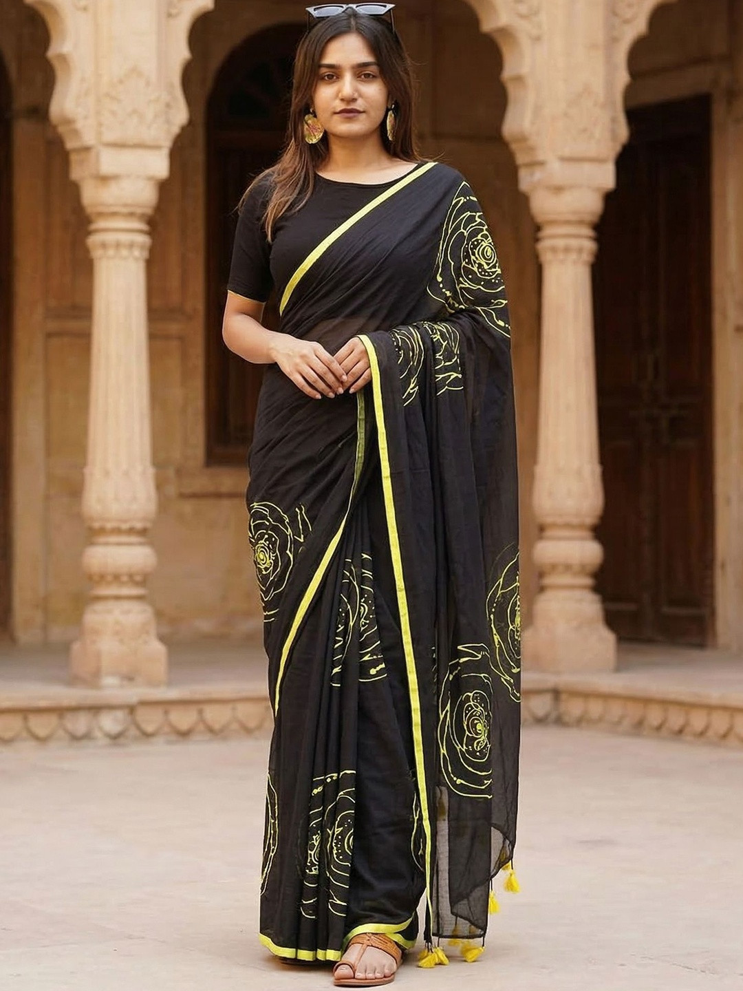 KALINI Floral Linen Blend Designer Block Print Saree