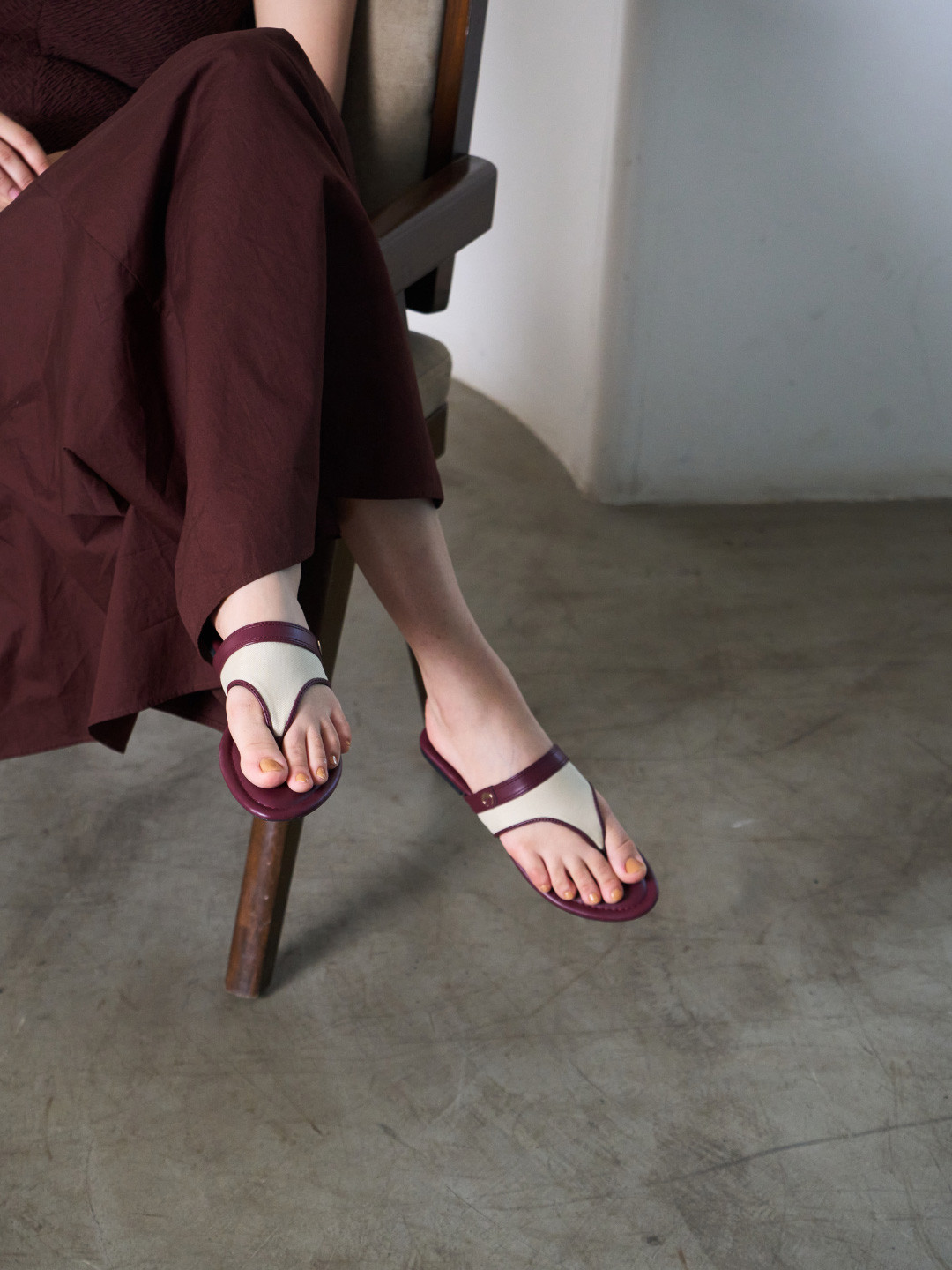 CAI Trine Maroon Flats