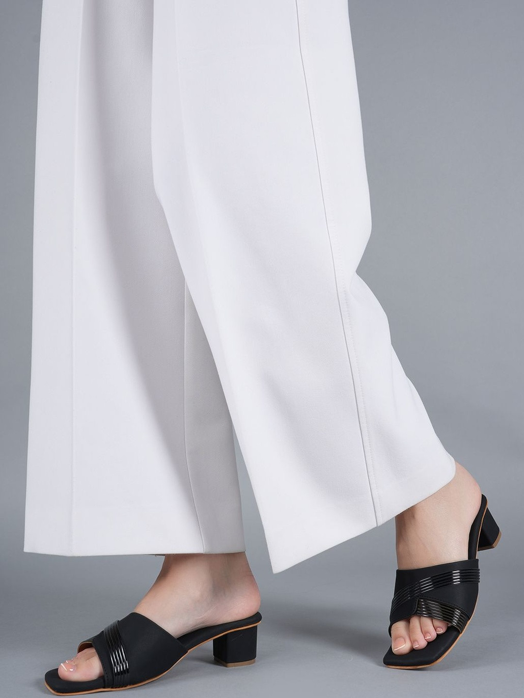 Mast & Harbour Block Mules