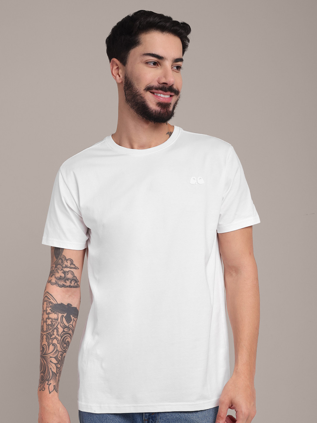 Vandee Men's White Anti-Stain Cotton Round Neck T-Shirt
