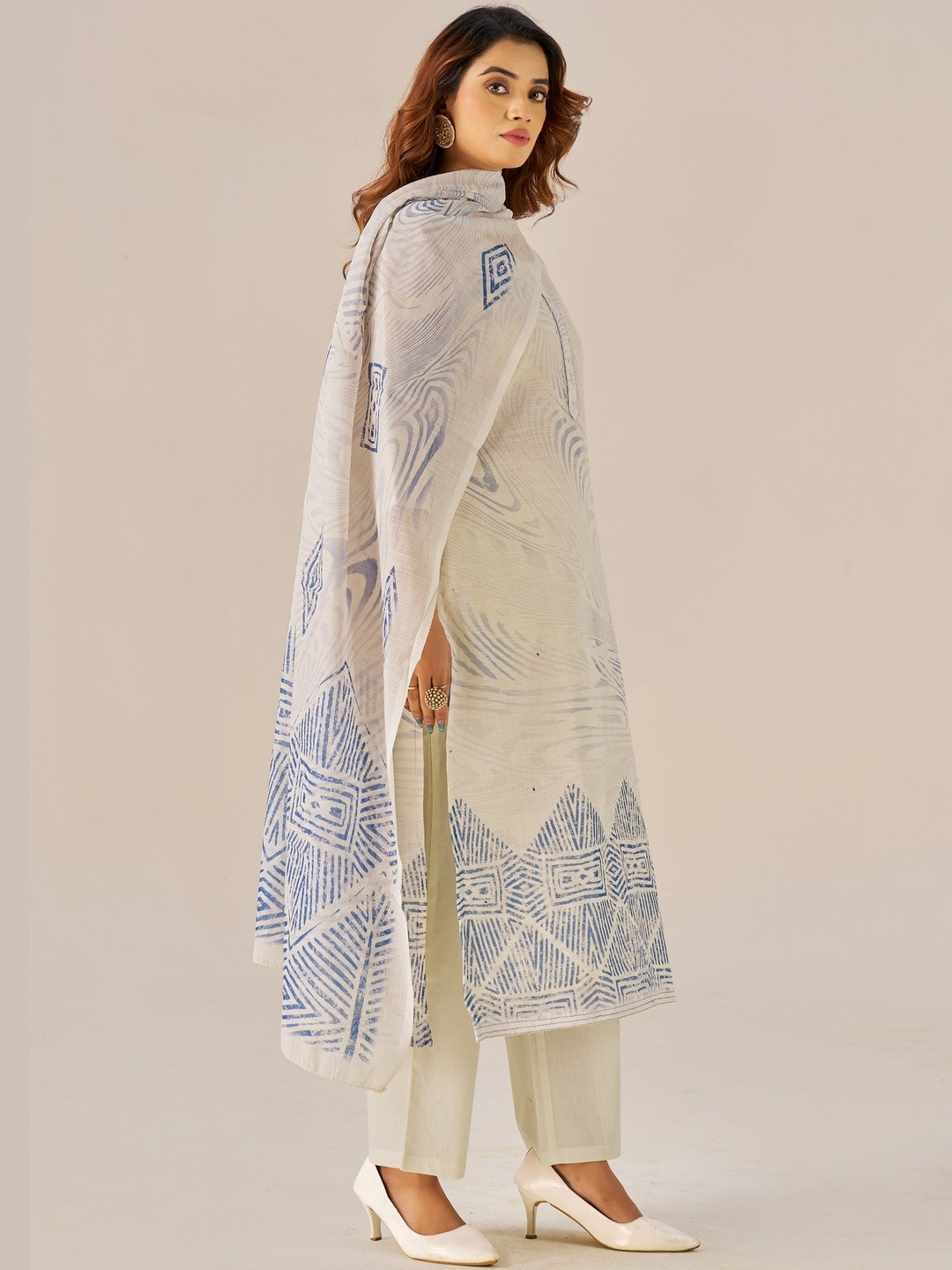 IOLY Women Regular Linen Kurti with Palazzos & With Dupatta