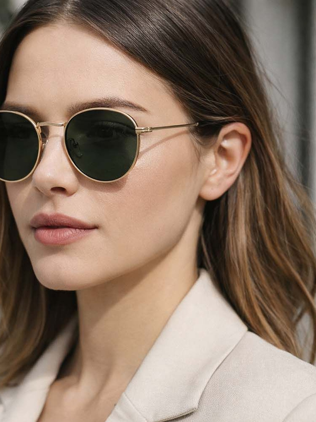 ACCENTZ Women Green Lens & Gold-Toned Rectangle Sunglasses with