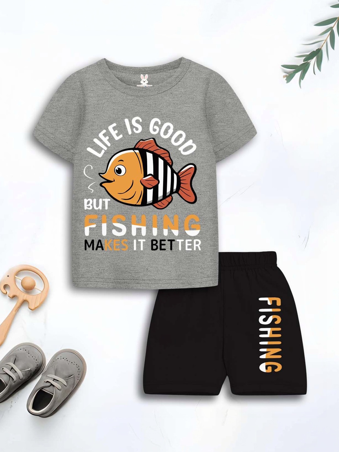 KIDSCRAFT Girls Printed T-shirt with Shorts