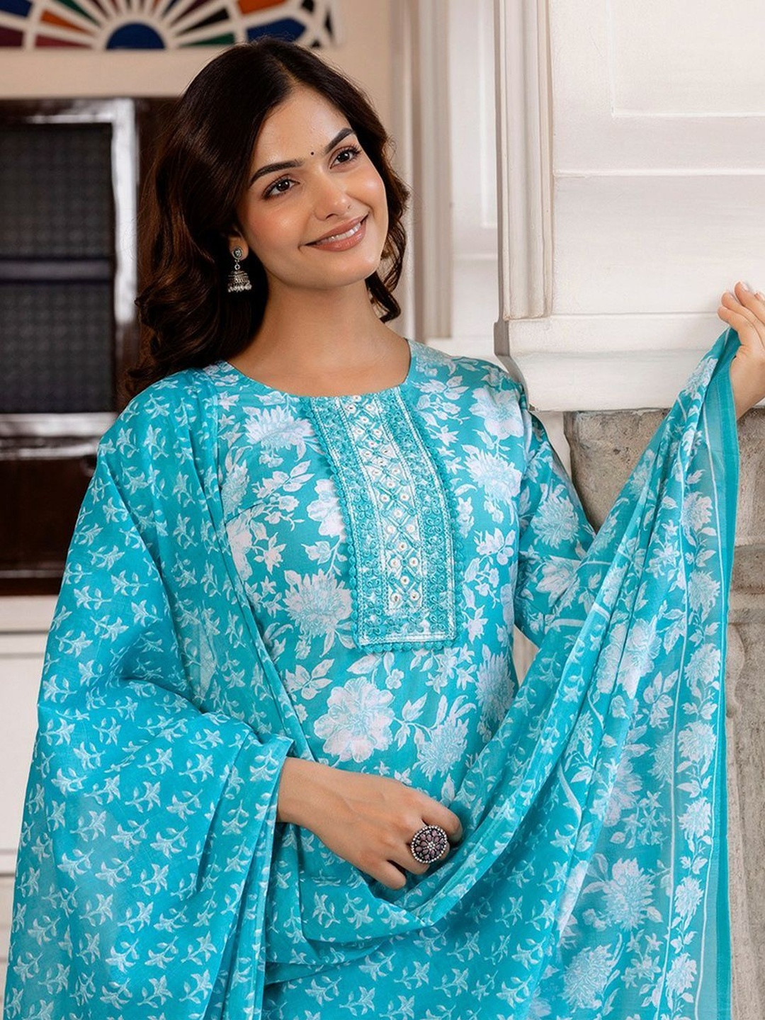 NAVYAAZRI Floral Printed Thread Work Pure Cotton Kurta With Trousers & Dupatta